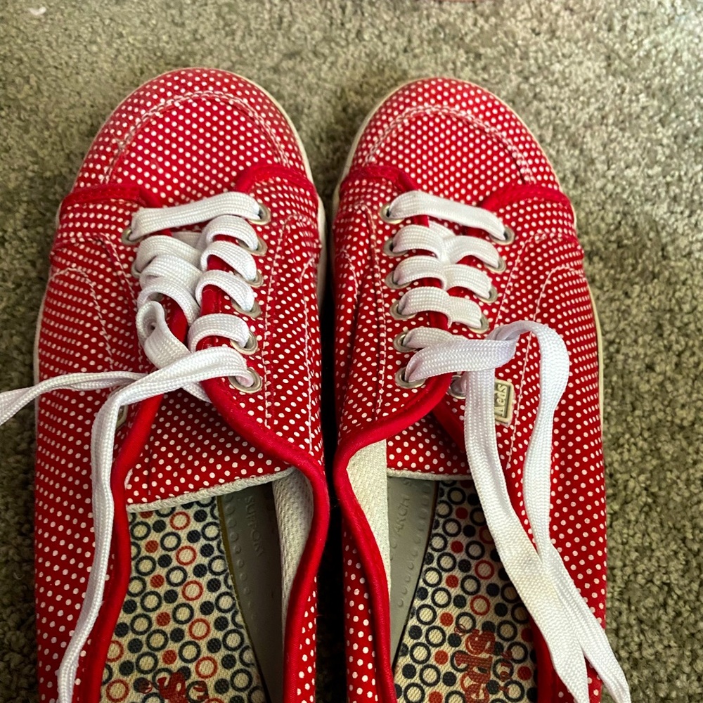 KEDS polka dot slip on